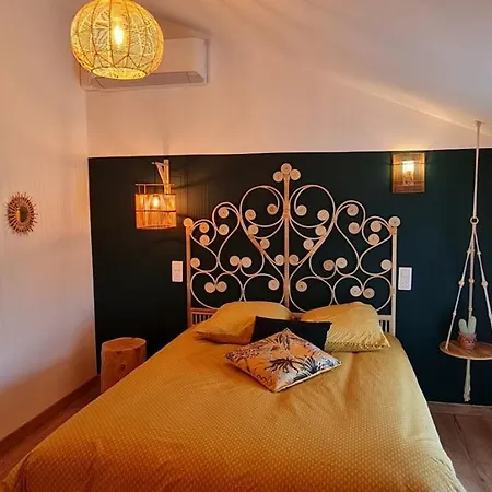 Casa de Férias La Ferme Du Mesnil Sevremont