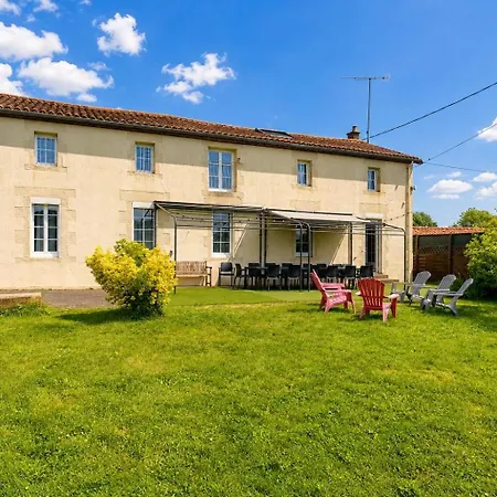 Holiday home La Ferme Du Mesnil Sevremont