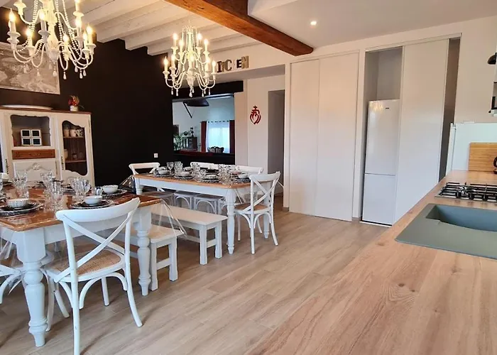 펜션 La Ferme Du Mesnil Sevremont